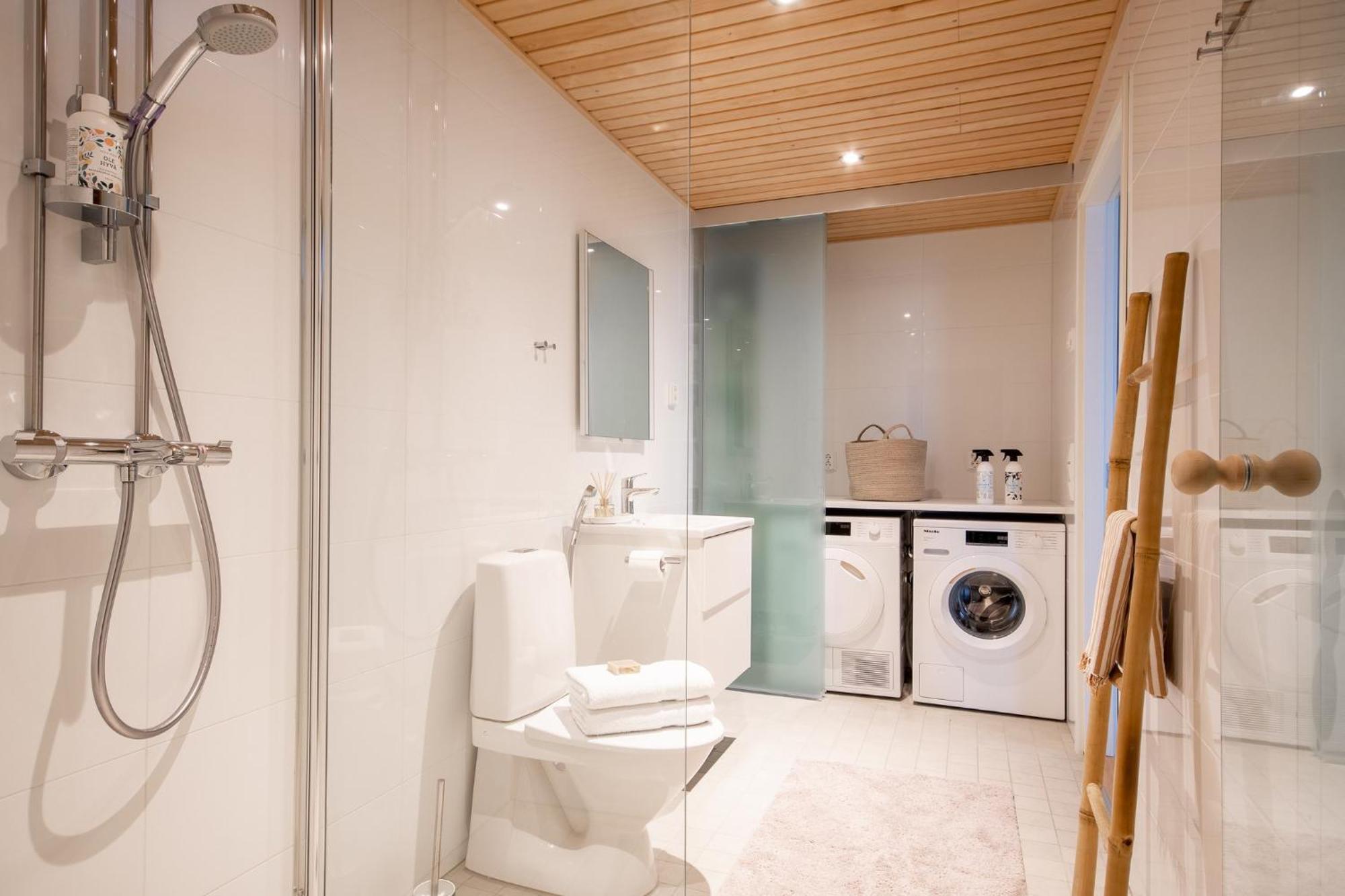 Luxury Penthouse With Stunning Sea Views & Private Sauna Helsínquia Exterior foto